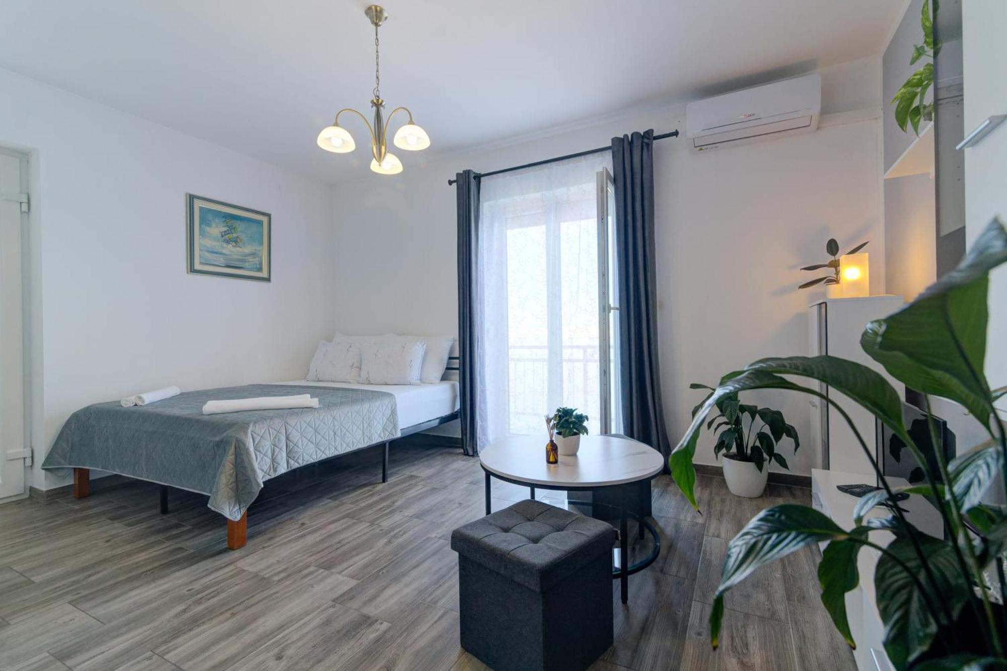 Ivan Apartman 塞尼 外观 照片